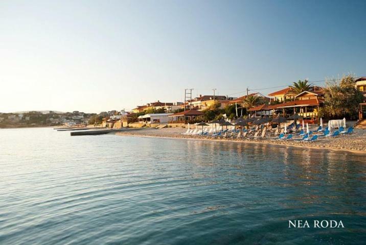 Almira - rooms to let Nea Roda Esterno foto